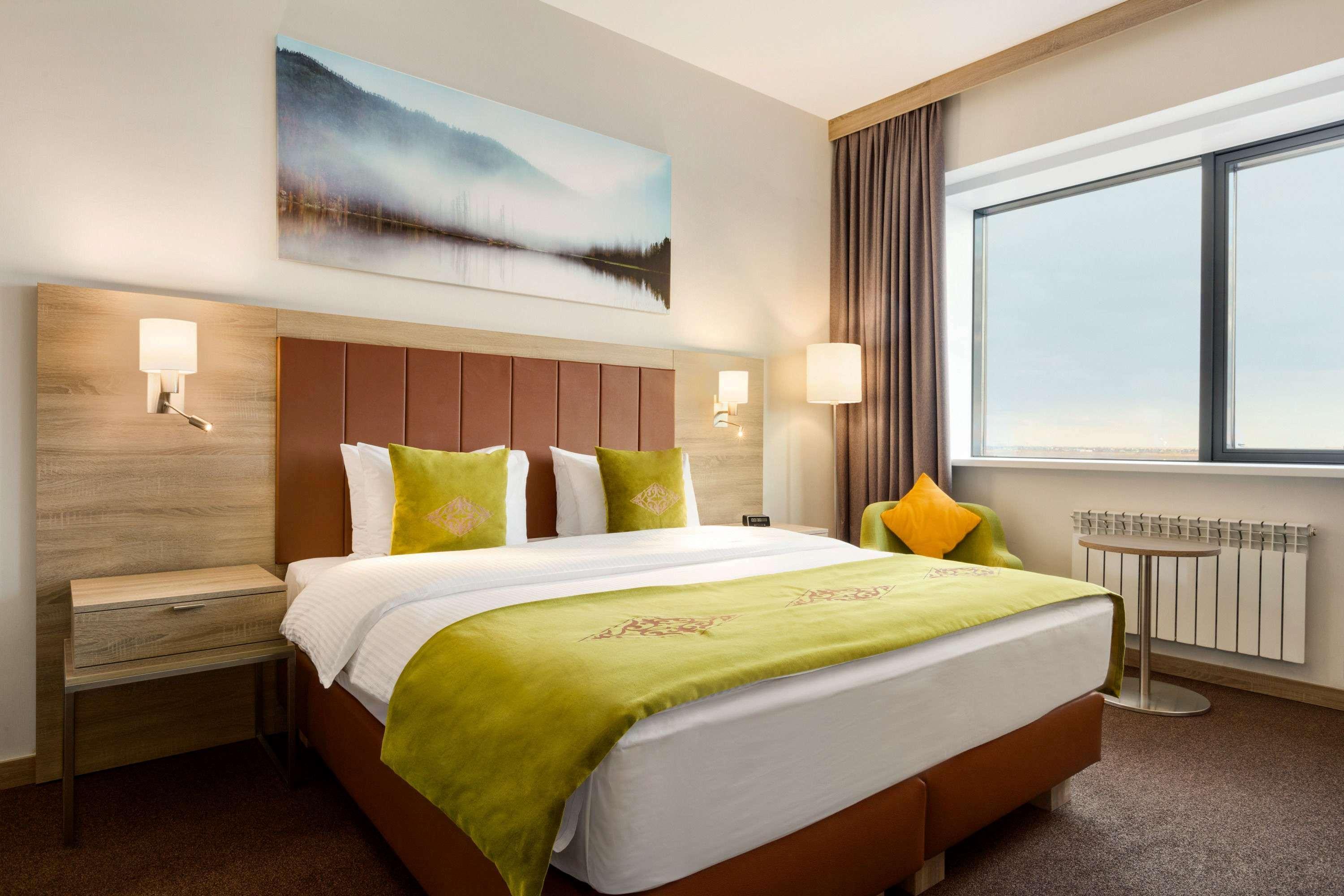 Wyndham Garden Astana Hotell Exteriör bild