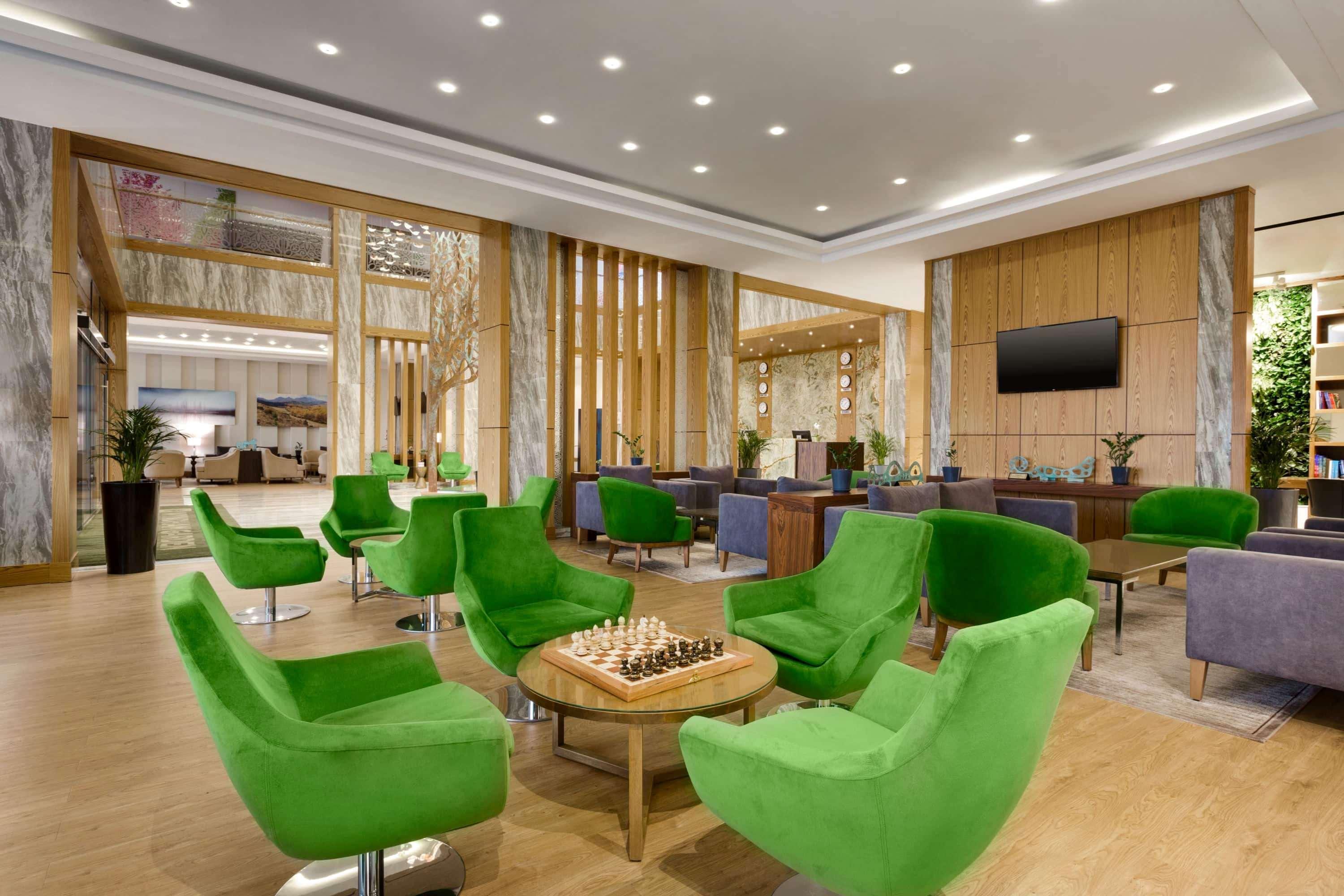 Wyndham Garden Astana Hotell Exteriör bild